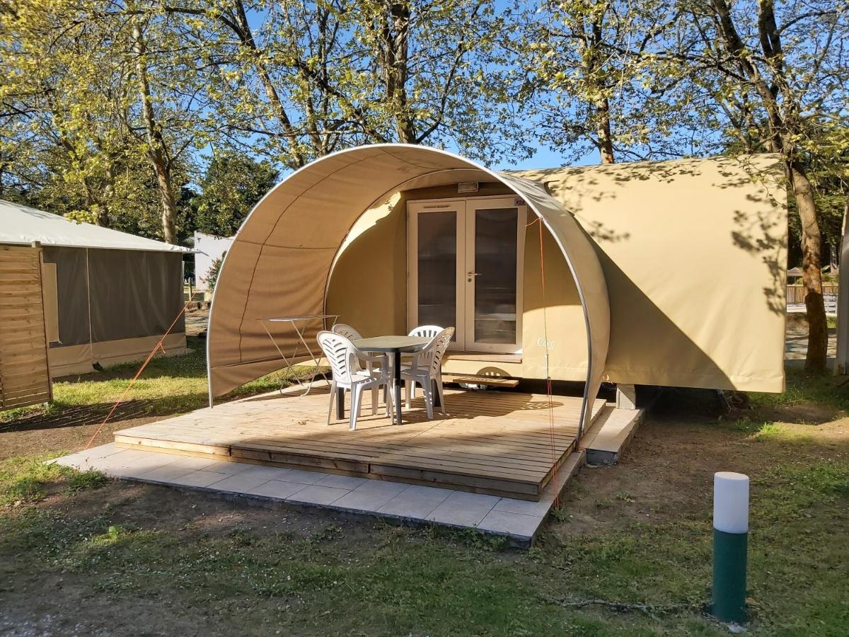 Camping Les Maraises Saint-Martin-de-Ré Екстериор снимка