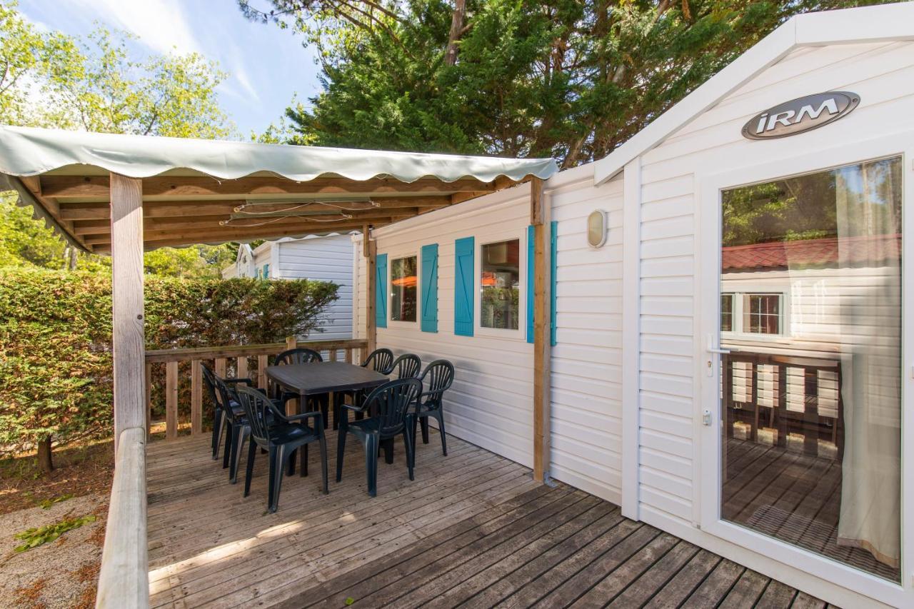 Camping Les Maraises Saint-Martin-de-Ré Екстериор снимка
