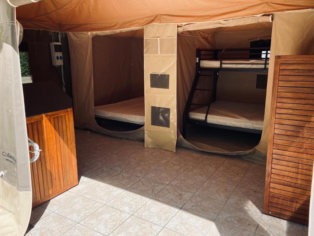 Camping Les Maraises Saint-Martin-de-Ré Екстериор снимка