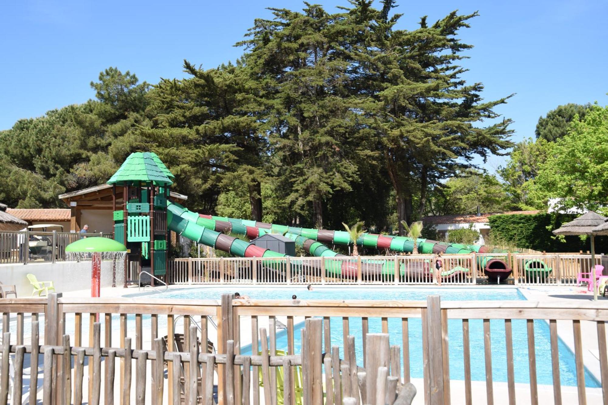 Camping Les Maraises Saint-Martin-de-Ré Екстериор снимка
