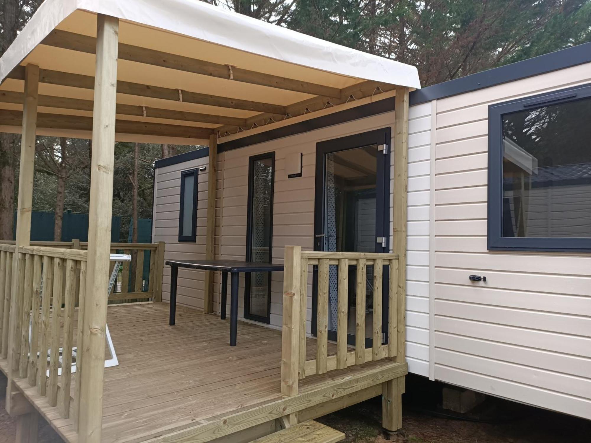 Camping Les Maraises Saint-Martin-de-Ré Екстериор снимка