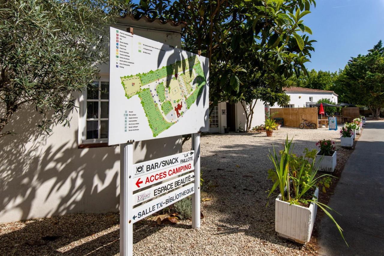 Camping Les Maraises Saint-Martin-de-Ré Екстериор снимка