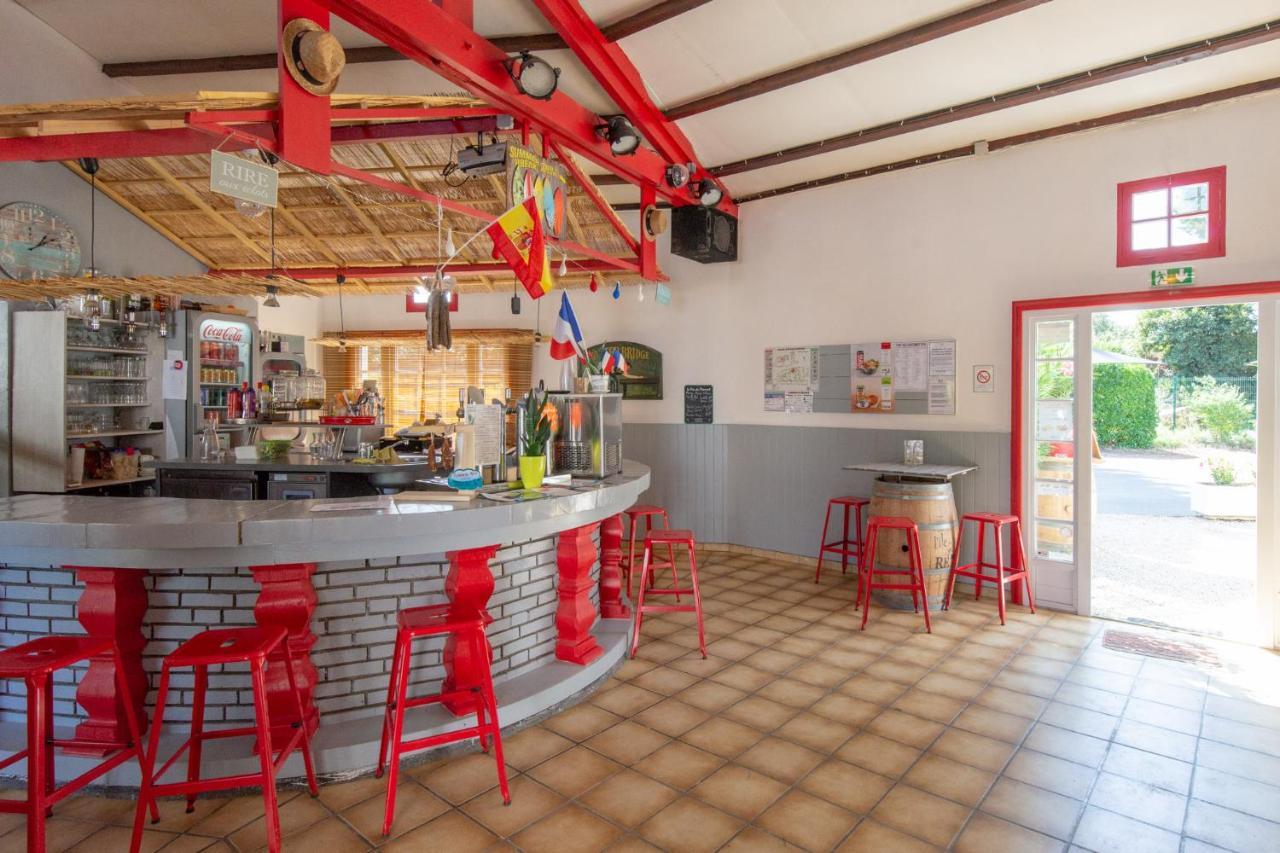 Camping Les Maraises Saint-Martin-de-Ré Екстериор снимка